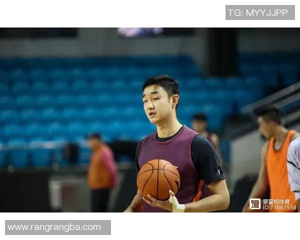 代怀博的成长之路与未来展望:从青涩少年到行业领军人物的蜕变与思考 代怀博的成长之路与未来展望:从青涩少年到行业领军人物的蜕变与思考