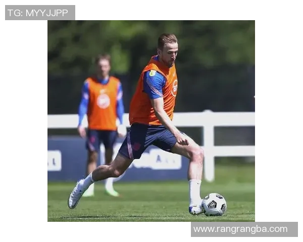 凯恩的传奇之路:从足球天才到世界级教练的蜕变与荣耀 凯恩的传奇之路:从足球天才到世界级教练的蜕变与荣耀