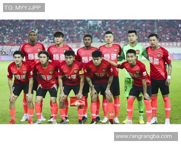 广州恒大与辽宁队精彩对决回顾赛场瞬间尽显足球魅力与激情 广州恒大与辽宁队精彩对决回顾赛场瞬间尽显足球魅力与激情