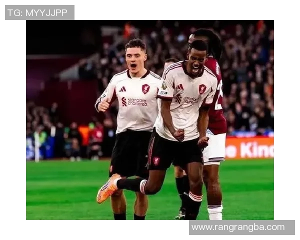 英超焦点战热刺主场迎战狼队全力争胜争夺积分榜优势